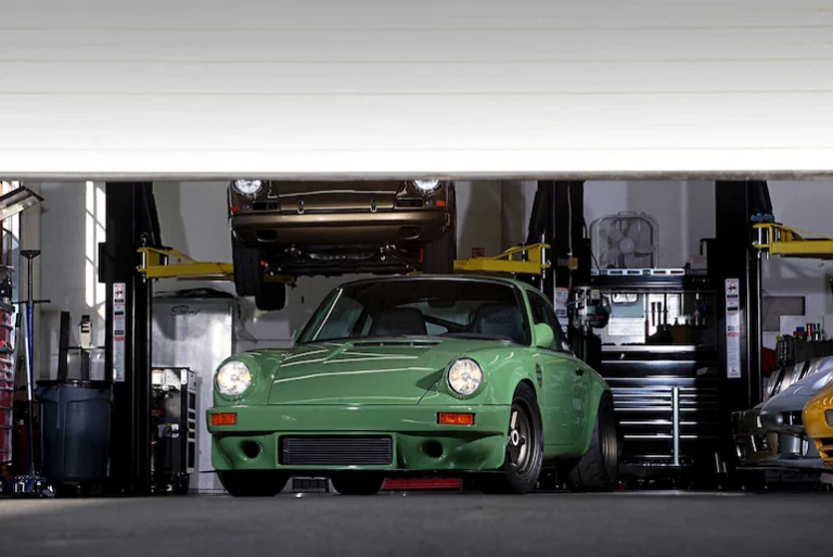 Ryan Hoegner’s Porsche 911 SC featuring the Dual-Pass Oil Cooler (CSF #8110)