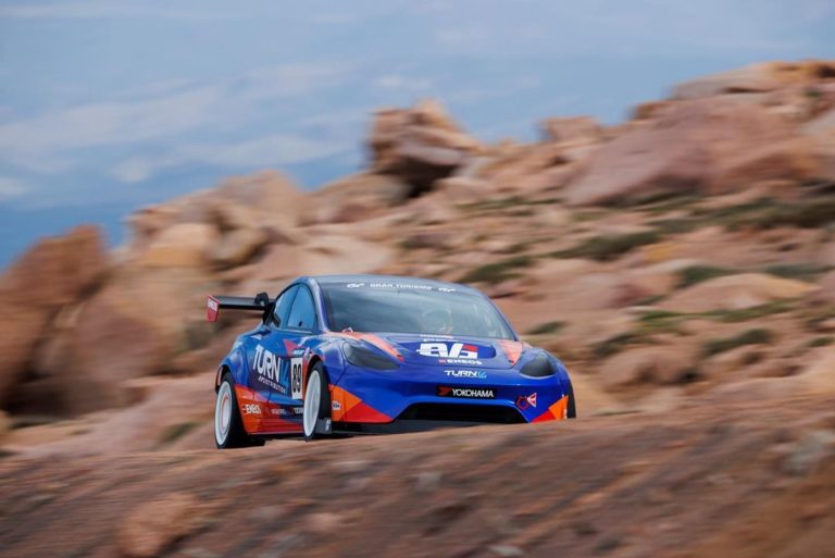 Evasive Turn 14 Tesla Model 3 at Pikes Peak Hill Climb 2022